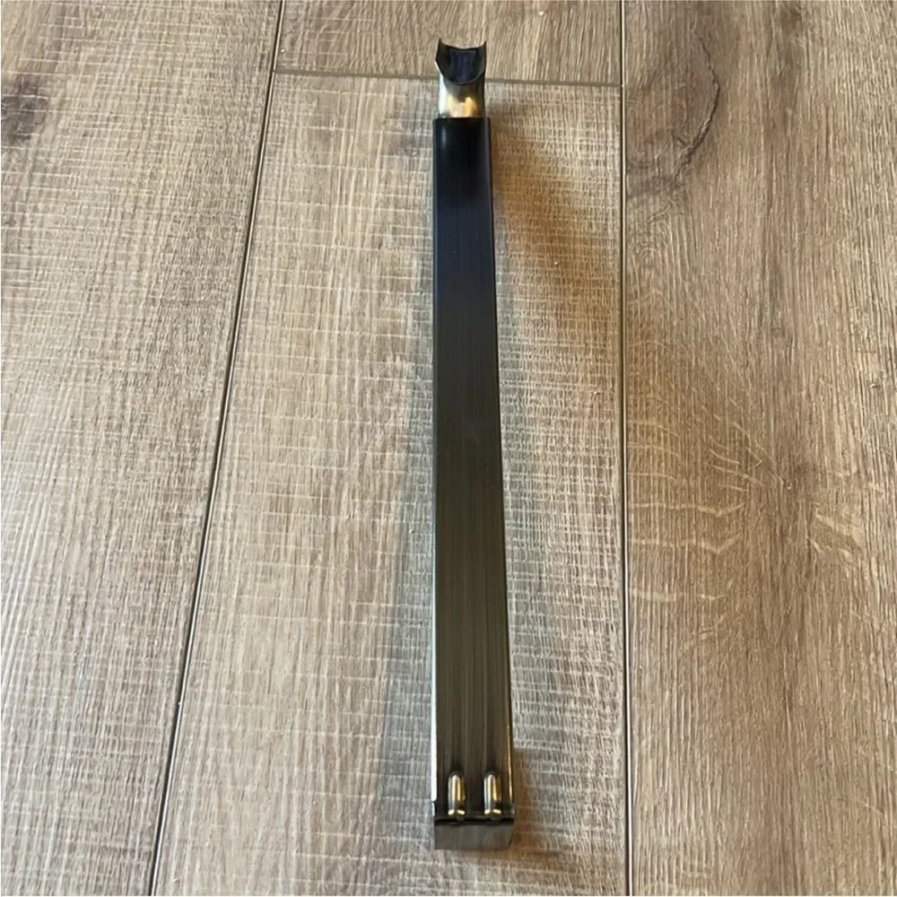 Anthropologie x Terrain Adjustable Wreath Hanger Bronze Color